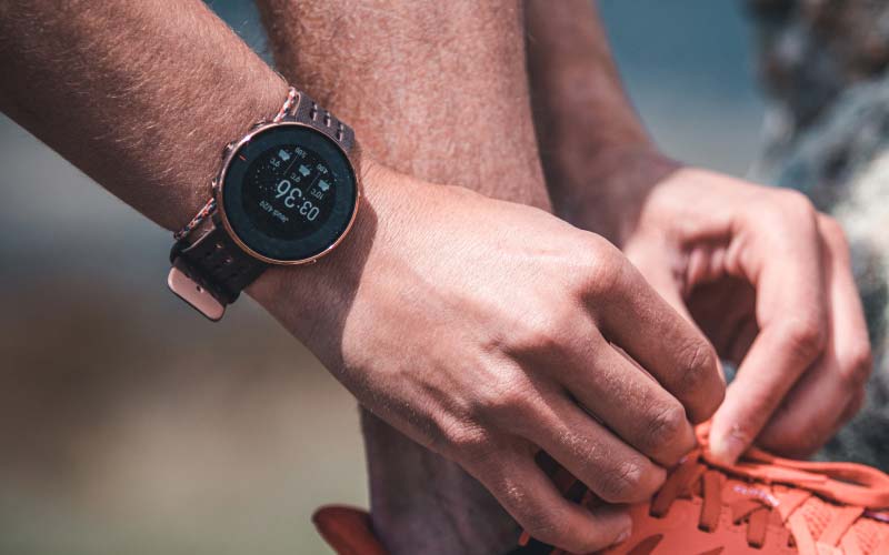 TEST Polar Vantage M2 : la montre parfaite pour les runners - RunMotion  Coach Running