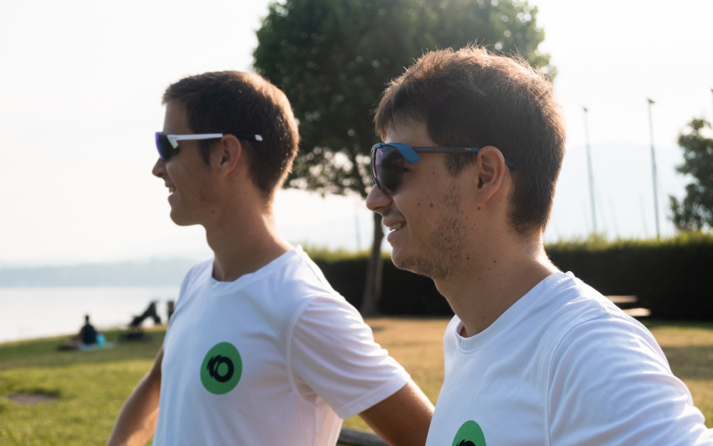 Les lunettes ENGO pour les coureurs connectés - RunMotion Coach Running