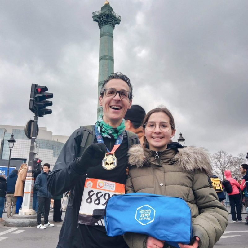 Olivier finisher du le Semi-Marathon de Paris 2023 en 1h27