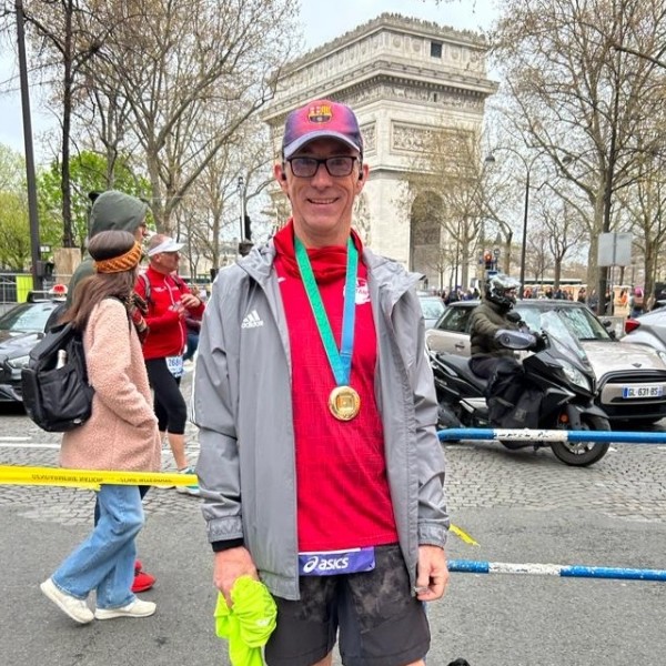 Bruno en moins de 3h30 au Marathon de Paris