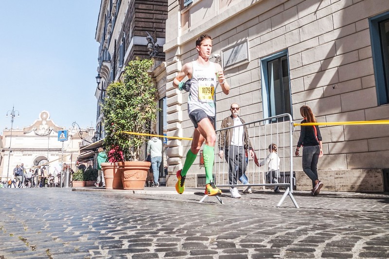 Romain ADAM sur les pavés du Marathon de Rome
