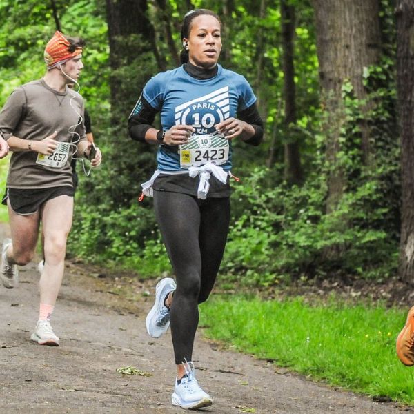 Béatrix cours les 10km du bois de Boulogne