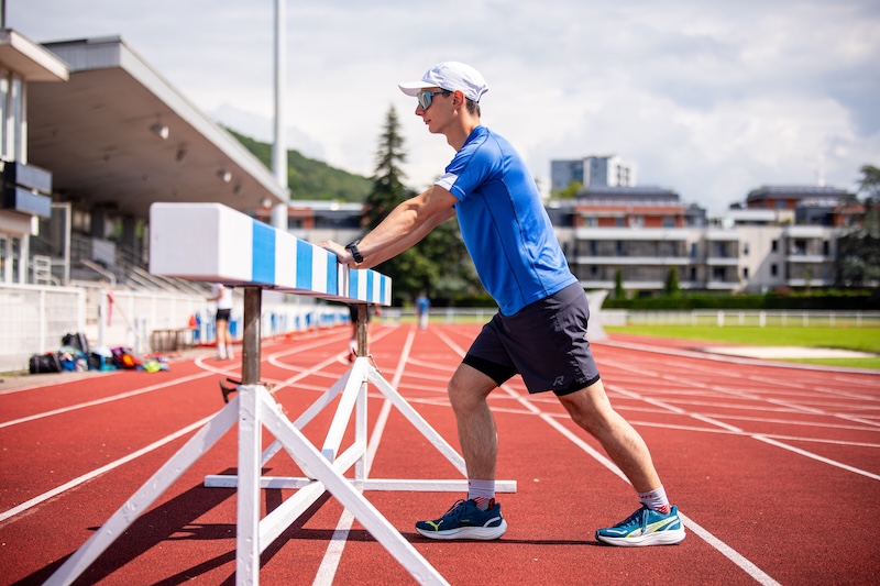 étirements simples la veille d'une course